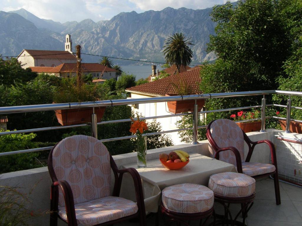 Djurovic Apartments Montenegro Kotor Zimmer foto